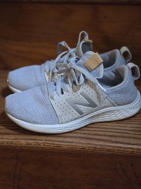 New Balance Women's Light Gray Knit Running Shoes